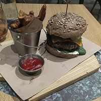 Brownie Burger at Veganapati in Lisbon