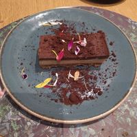 Tarte de chocolate branco e baobab at Veganapati in Lisbon