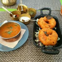 Medhu vada at Veganapati in Lisbon