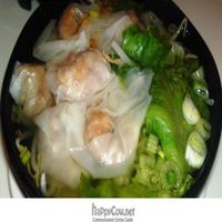 Wonton Soup at Loving Hut - Huaining in Taipei