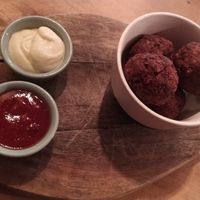 Cheesy falafel at Apuro Vegan Bar in Porto