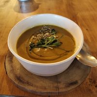 Sopa del día (verduras), sopa espesa y deliciosa. at Apuro Vegan Bar in Porto