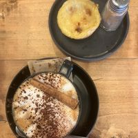 the best nata and a bad cappuccino at Apuro Vegan Bar in Porto