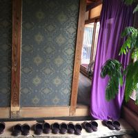 Entrance to dining room at TSUNAGORO in Yokohama