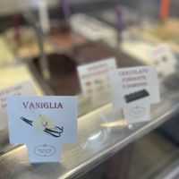 Vegan vanilla & chocolate  at Belfiore Gelato e Cioccolato in Siracusa