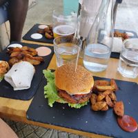vegan Burger at Laundry Lounge in Sagres
