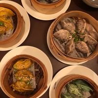 the green and orange ones are vegan at SomeDimSum in Hamburg