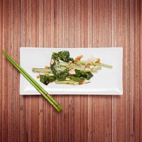 Delicious vegan and vegetarian dishes at SomeDimSum in Hamburg