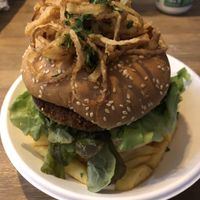Burger plated at home  at Bonnie & Clyde in Stuttgart