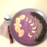 Smoothie bowl at Avit in Athens