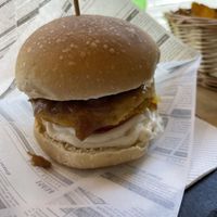 Chickpea burger 👍⭐️⭐️⭐️⭐️⭐️  at Las Vegan in Lisbon