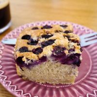 Blueberry financier at la petite graine in Limoges