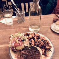 Mushroom hamburger at Shakti in Beer Sheva