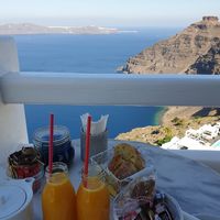 Freshly squeezed orange juice at Galini Cafe in Santorini