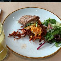 BBQ pulled paddo sandwich met golden latte at Sync-Ok in Deventer