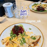 Quasedilas nom nom at Sync-Ok in Deventer