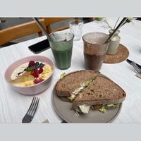 Delicious homemade vegan breakfast 🤤 at Sacred Grounds in Exeter