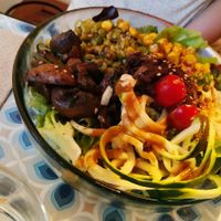 Buddha Bowl 😍 at La Cabane en Ville in Aix-en-provence