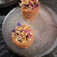   at Seven Swans in Frankfurt