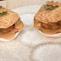   at Seven Swans in Frankfurt