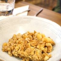 Apple Crumble at Lotus & Cactus in Paris