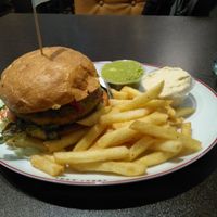 Vegan (!) Falafel Burger at OSL - O'Learys in Gardermoen