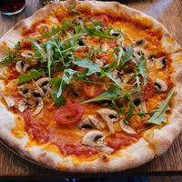 Pizza Vagano (without artichokes) at Café Cathedral in Oslo