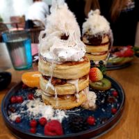 Apple pie and choco hazelnut at Mr. Stacks in Amsterdam