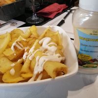 Bravas con salsa veganesa at Bar Beny in Barcelona