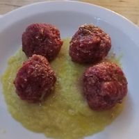 Red turnip dumplings at Estravagario in Bologna