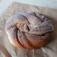 Vegan cinnamon bun at Soderberg in Edinburgh