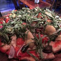 Victory Garden pizza — vegan & gluten free, DELICIOUS at Creekside Pizza & Taproom in San Anselmo