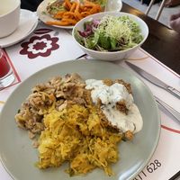 Daily menu fried oyster mushroom with sour cream, leeks, grinder and salad  at Vegehop in Zagreb