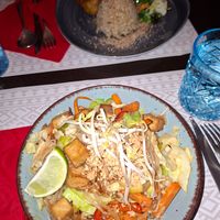 Pad Thai with tofu at Vegehop in Zagreb