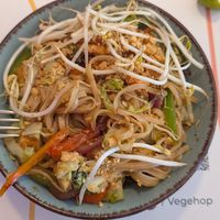 Pad Thai with Tofu at Vegehop in Zagreb