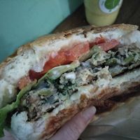 Mushroom burger at Ting Yi Ting 亭一亭蔬食 (天通街) - Maybe closed in Macau