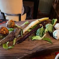 Vegan meatballs, roasted vegetables and ricotta at Mamma Peppino in Alkmaar