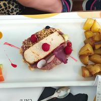 Piatto brunch vegano at Crazy Cat Café in Milan