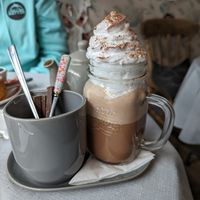 Deluxe hot chocolate at Teacup Tearoom in Mevagissey