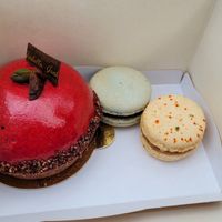 Unsere Ausbeute at Isabella Glutenfreie Patisserie - Kö Galerie in Dusseldorf