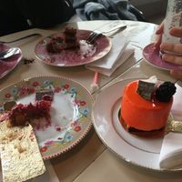 Leider schon fast alles weggefuttert...  at Isabella Glutenfreie Patisserie - Oberkassel in Dusseldorf