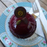 Vegan Cherry Lady #Veganuary at Isabella Glutenfreie Patisserie - Oberkassel in Dusseldorf