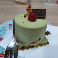 Pistacchio cake at Isabella Glutenfreie Patisserie in Hamburg