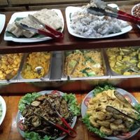 Amazing buffet for 40k vnd at Moc Chay in Hanoi