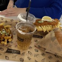 Try the cookies and cream milkshake! (hidden behind the cup of ginger ale) at VINCENT - East Side Mall in Berlin