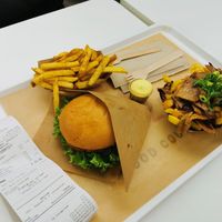 Hamburger with fries and kebab loaded fries at VINCENT - East Side Mall in Berlin