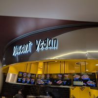 Der Laden at VINCENT - East Side Mall in Berlin