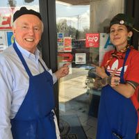 Aud and the owner David at Leo's Superfood Vegan Cafe in Northridge