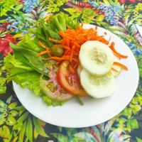 Salada de Acompanhamento at Papoula in Cairu