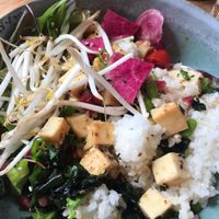 Plant-based heaven  at Poke Tiki in Antwerpen